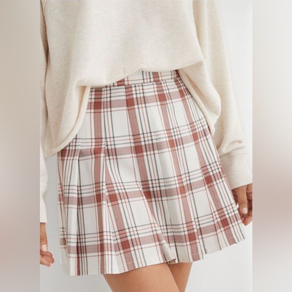 aerie Dresses & Skirts - Aerie Class Act Pleated Skirt NWT